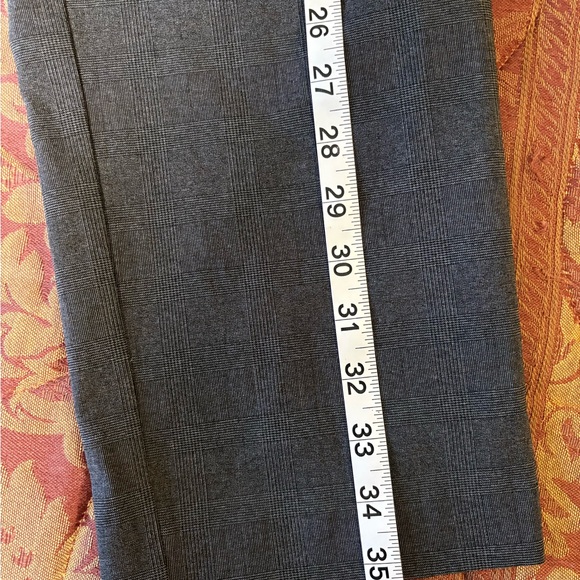 Mario Serrani Gray Plaid stretch Pants Size 8 - Picture 5 of 9